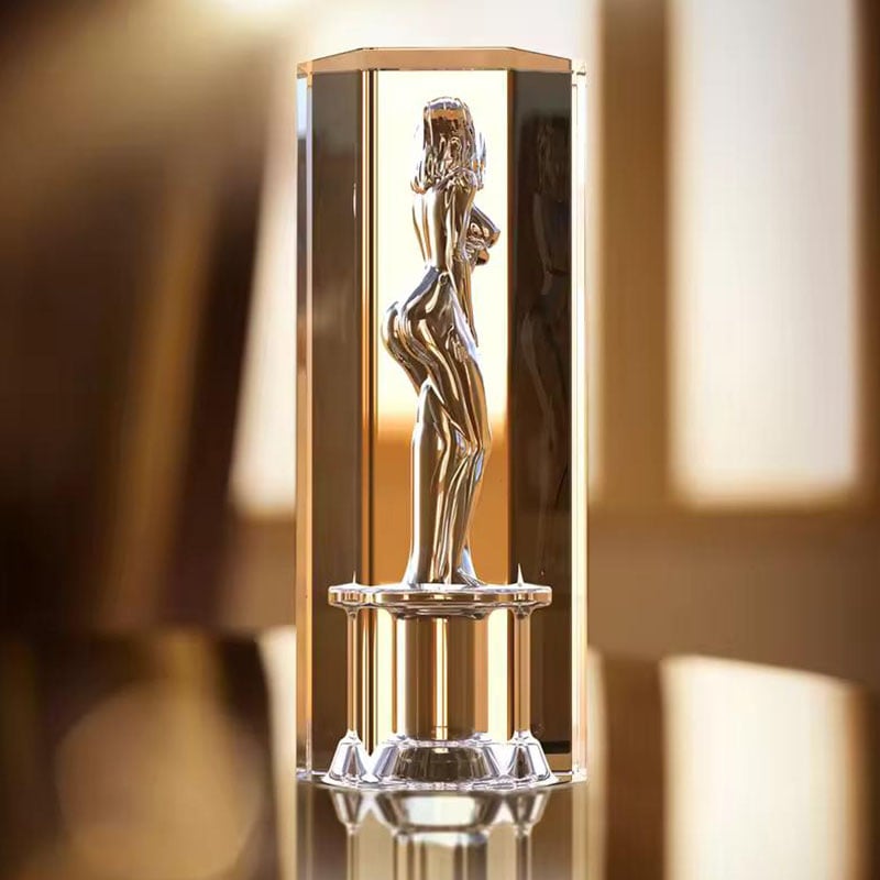 [First-Time Try] Crystal Muse Transparent Male Masturbator with Closed-End Design for Intense Suction