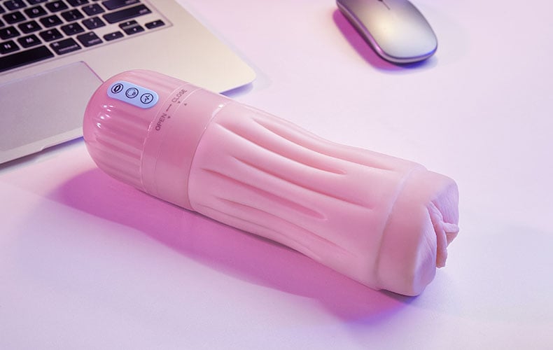 Jamie 5 Sucking 10 Vibrating Dual-Hardness Vibrating Pussy Pocket and Masturbator 2-in-1