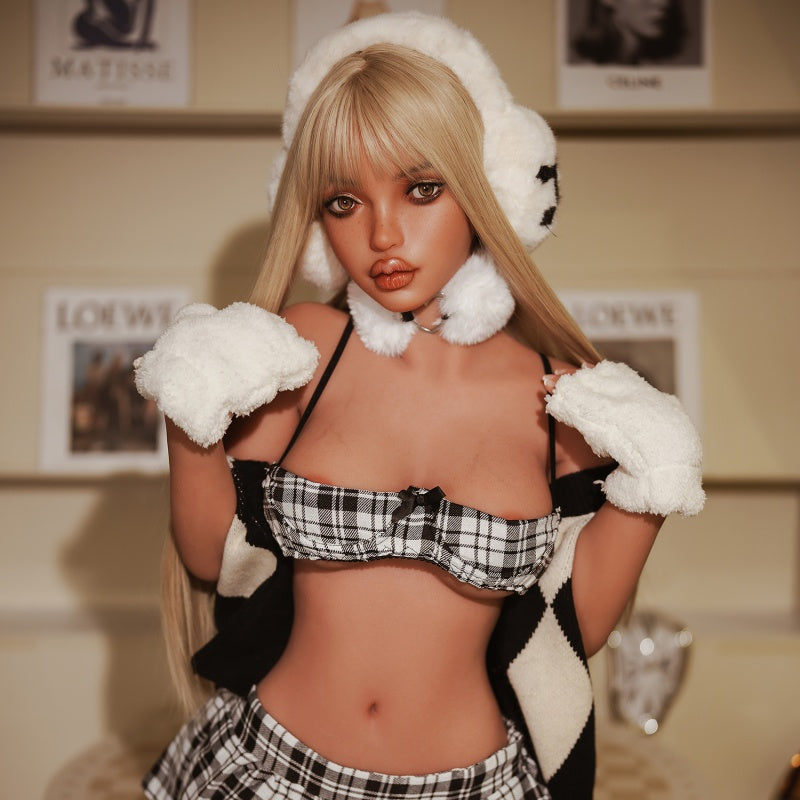 Sylvia – 59.8 In Blonde Beauty with Sultry Tan Skin and Full, Kissable Lips